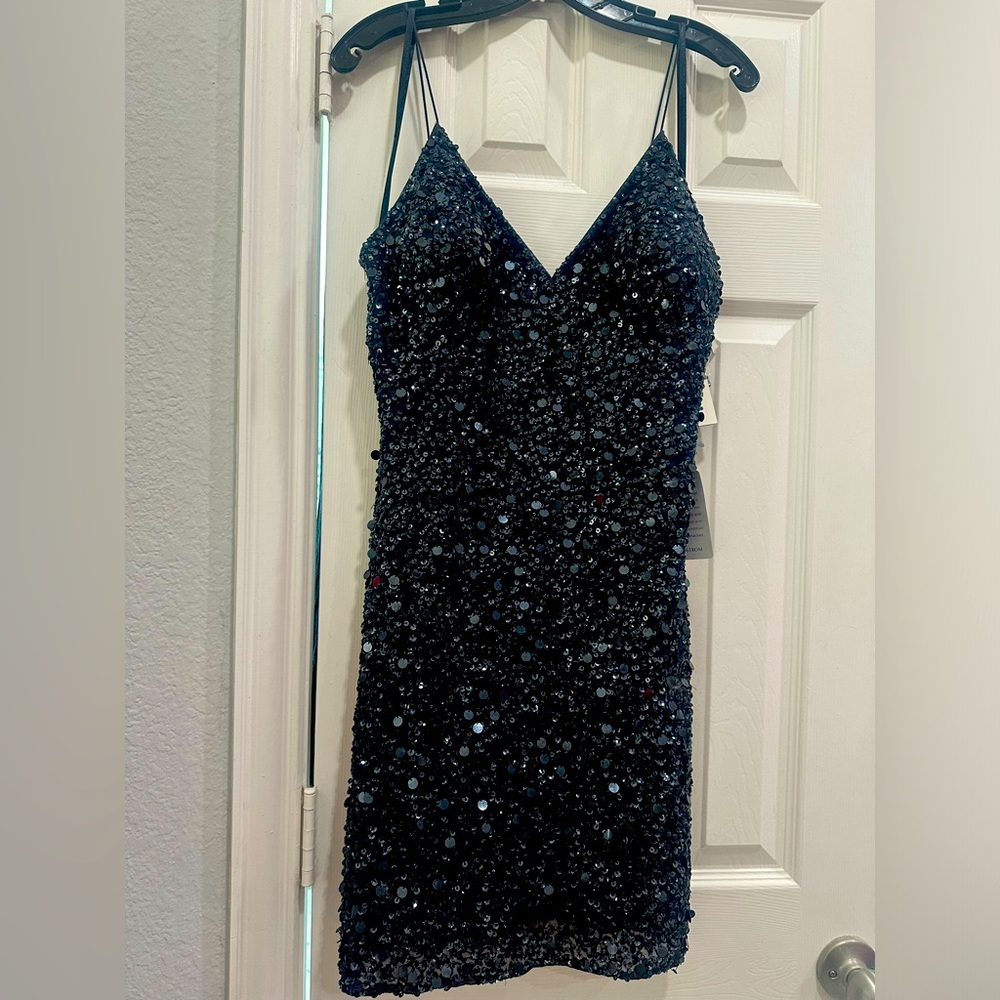 NWT Adrianna Papell Charcoal Sequined dress 8